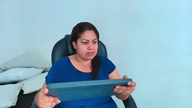 Karla hilton1 online show from 05.02.26