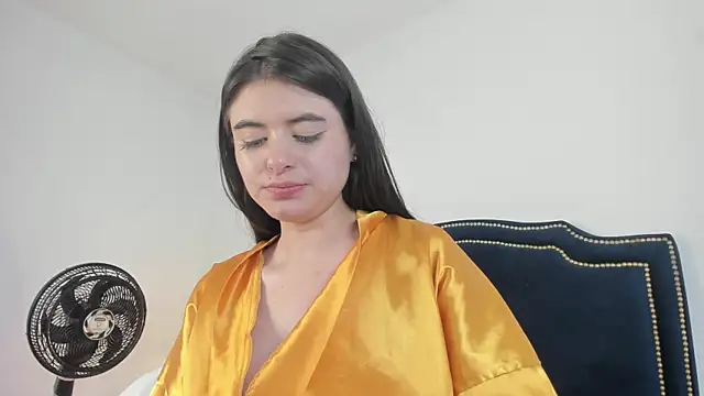 LiliCarterm online show from 10.21.25