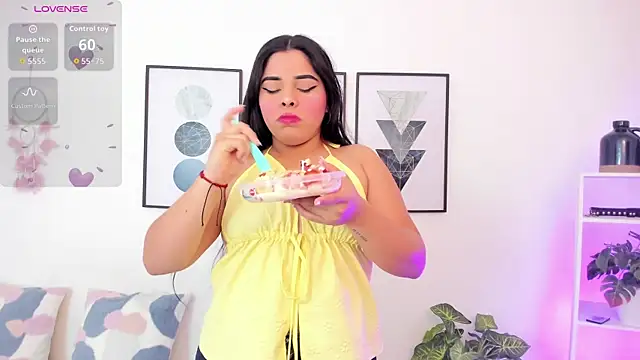 yunna7 online show from 10.18.25