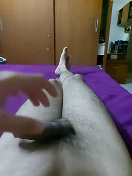 Snapshot of youngcock50 chatting on 11.12.25 youngcock50 online show from 11.12.25