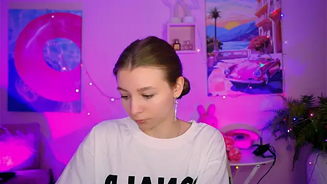 JulieDaniel online show from 10.14.25