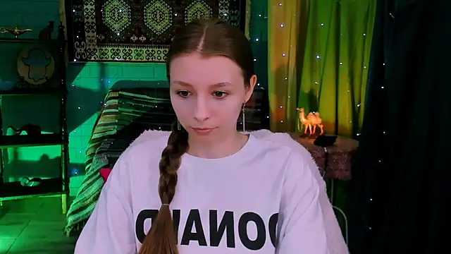 JulieDaniel online show from 06.11.26