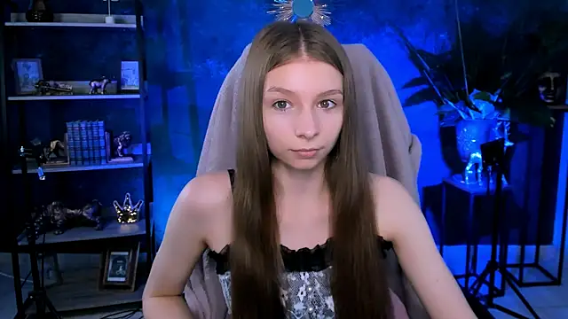 JulieDaniel online show from 06.18.26