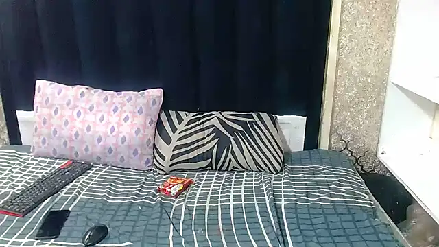 Snapshot of SexyChantyBabe25 chatting on 07.08.26 SexyChantyBabe25 online show from 07.08.26