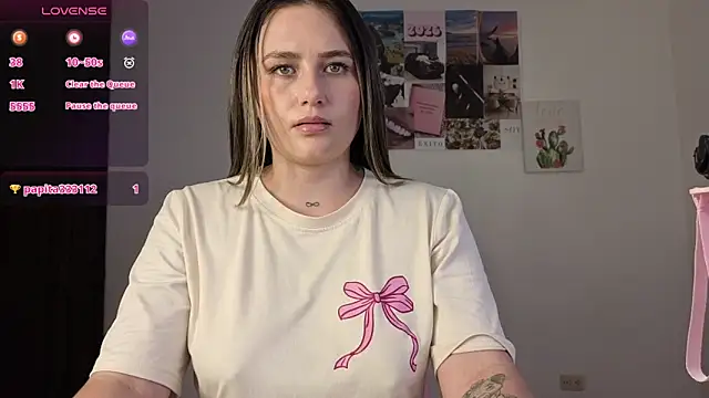 Veronika  Winslow  online show from 03.13.26