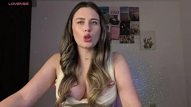 Veronika  Winslow  online show from 05.14.26