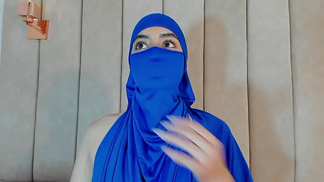 nayiraa  online show from 03.04.26