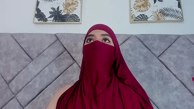 nayiraa  online show from 03.14.26