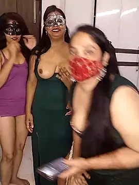 Snapshot of Sexy_anaamika chatting on 05.11.26 Sexy anaamika online show from 05.11.26