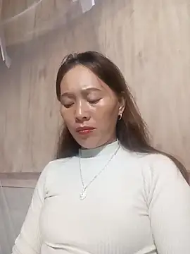 Snapshot of Bianly chatting on 10.25.25 Bianly online show from 10.25.25