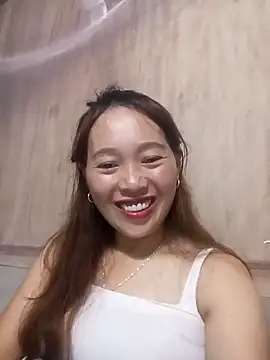 Snapshot of Bianly chatting on 10.27.25 Bianly online show from 10.27.25