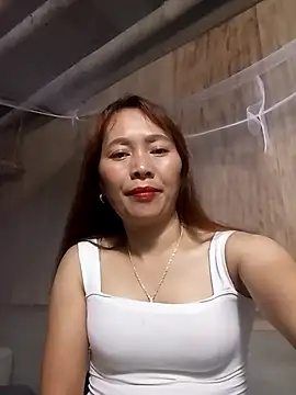 Snapshot of Bianly chatting on 10.30.25 Bianly online show from 10.30.25