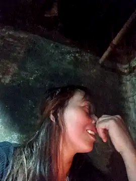 Snapshot of Bianly chatting on 11.06.25 Bianly online show from 11.06.25