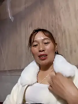 Snapshot of Bianly chatting on 11.12.25 Bianly online show from 11.12.25