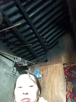 Snapshot of Bianly chatting on 11.22.25 Bianly online show from 11.22.25