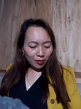 Snapshot of Bianly chatting on 12.02.25 Bianly online show from 12.02.25