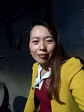 Snapshot of Bianly chatting on 12.14.25 Bianly online show from 12.14.25