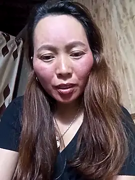 Snapshot of Bianly chatting on 12.20.25 Bianly online show from 12.20.25