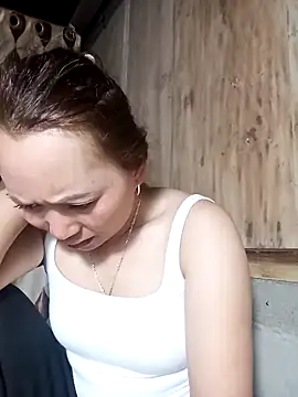 Snapshot of Bianly chatting on 02.15.26 Bianly online show from 02.15.26