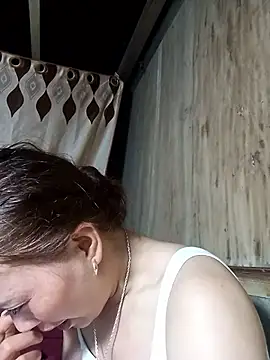 Snapshot of Bianly chatting on 02.17.26 Bianly online show from 02.17.26