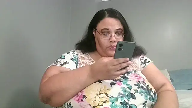 SexyBBW10790 online show from 04.26.26