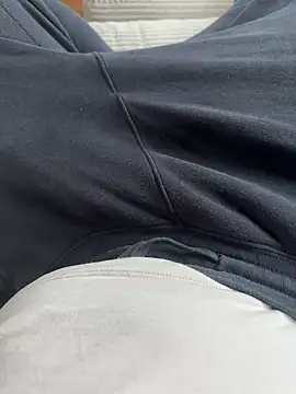 Snapshot of Tri3rer chatting on 02.16.26 Tri3rer online show from 02.16.26