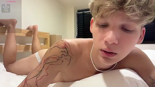 walter cute online show from 05.14.26