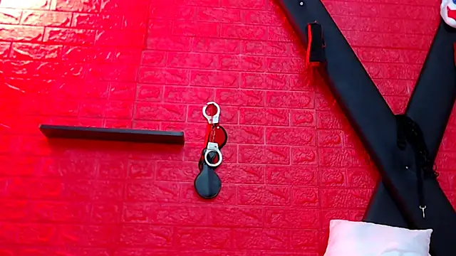 bdsmforever18 online show from 04.25.26