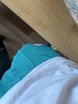 Hotdatev9 online show from 04.25.26