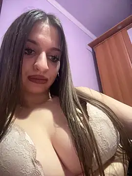 Anyssia online show from 10.18.25