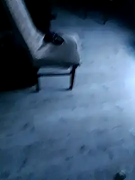 Snapshot of KissMeAss9387 chatting on 09.27.25 KissMeAss9387 online show from 09.27.25