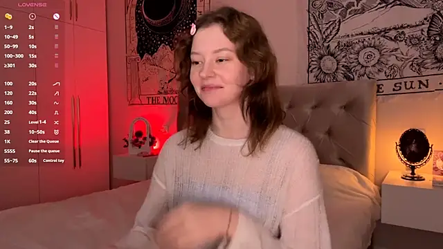 Snapshot of IrisPurrphy chatting on 11.10.25 IrisPurrphy online show from 11.10.25