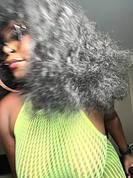 WomanNextdoor1 online show from 11.16.25