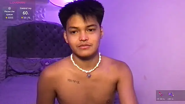 asianhugescott online show from 03.12.26