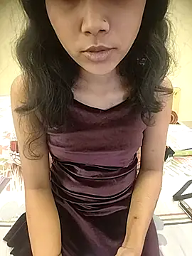 Snapshot of Snaya-baby chatting on 11.27.25 Snaya-baby online show from 11.27.25