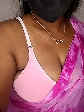 Snapshot of lasyareddy_telugu_0001 chatting on 12.14.25 lasyareddy telugu 0001 online show from 12.14.25