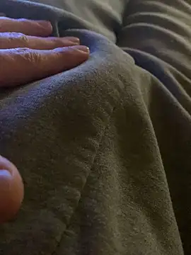 MuzzyFacing online show from 11.30.25