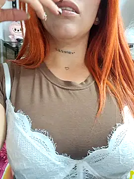 Snapshot of Alis_xxx chatting on 02.24.26 Alis xxx online show from 02.24.26