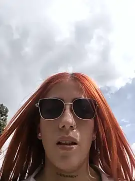 Snapshot of Alis_xxx chatting on 03.19.26 Alis xxx online show from 03.19.26