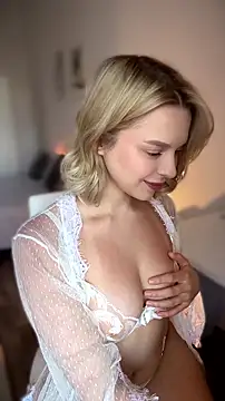 LilyFlamee online show from 07.03.26