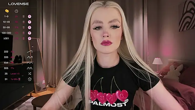 Snapshot of sashaloveyou chatting on 03.03.26 sashaloveyou online show from 03.03.26