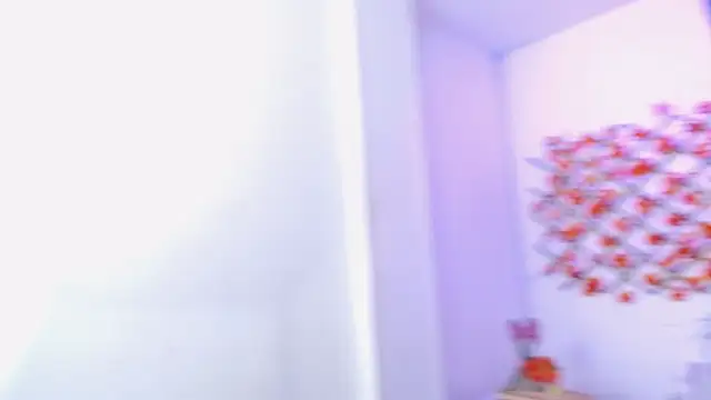 Snapshot of AmandaPeet chatting on 12.01.25 AmandaPeet online show from 12.01.25