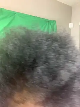 Snapshot of Triggerhappycj100 chatting on 02.10.26 Triggerhappycj100 online show from 02.10.26