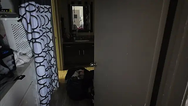 Snapshot of Triggerhappycj100 chatting on 03.21.26 Triggerhappycj100 online show from 03.21.26