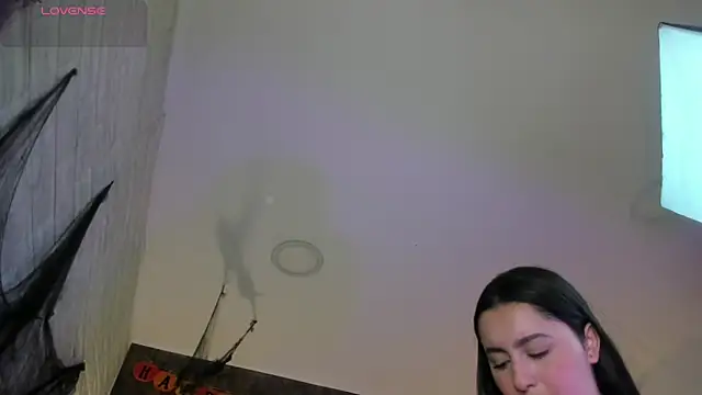 marian  stone online show from 11.04.25