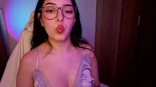 Snapshot of immisssilver chatting on 09.10.25 immisssilver online show from 09.10.25