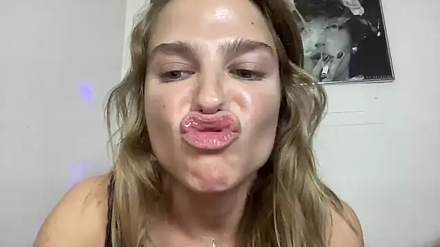 sweetceeme online show from 06.16.26