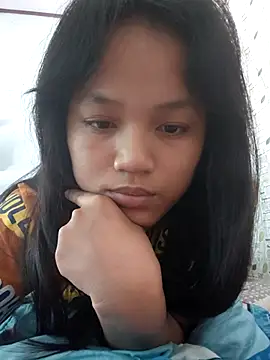 Snapshot of Anny-ly chatting on 12.14.25 Anny-ly online show from 12.14.25