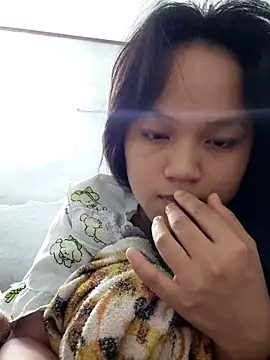 Snapshot of Anny-ly chatting on 12.16.25 Anny-ly online show from 12.16.25