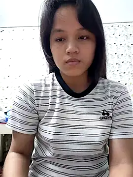 Snapshot of Anny-ly chatting on 12.20.25 Anny-ly online show from 12.20.25